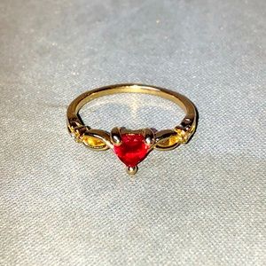 Yellow gold plated heart ring - Size 7